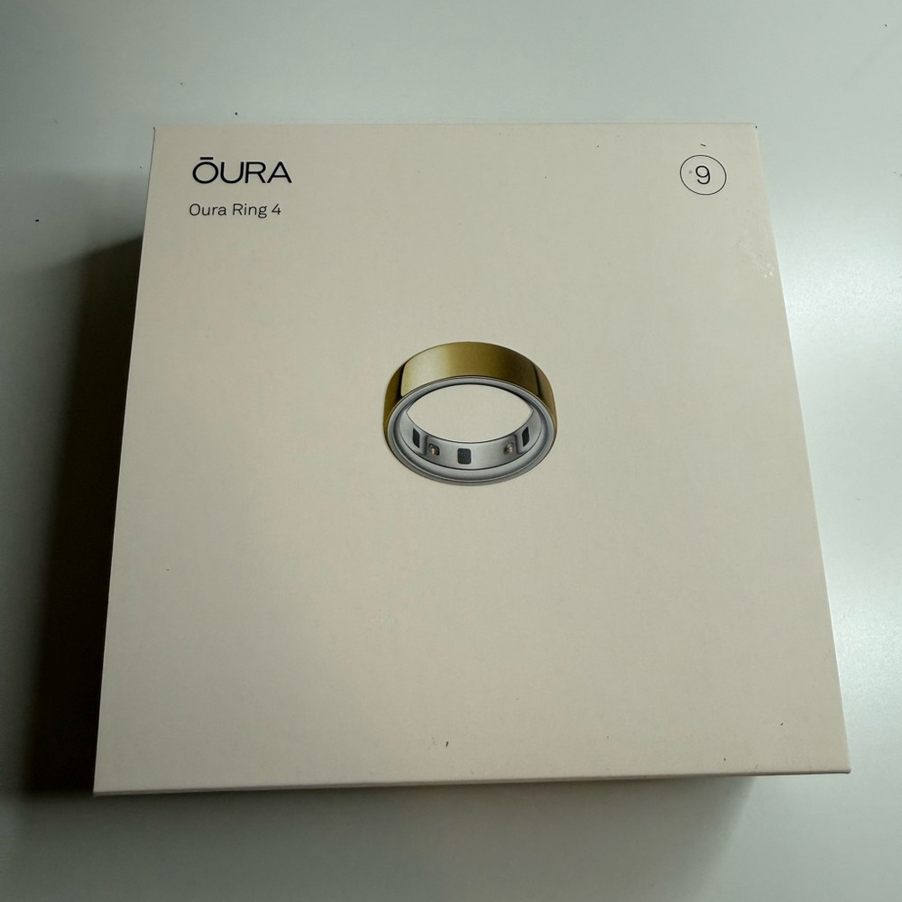 Oura Ring 4 Size 9 in Gold BRAND NEW